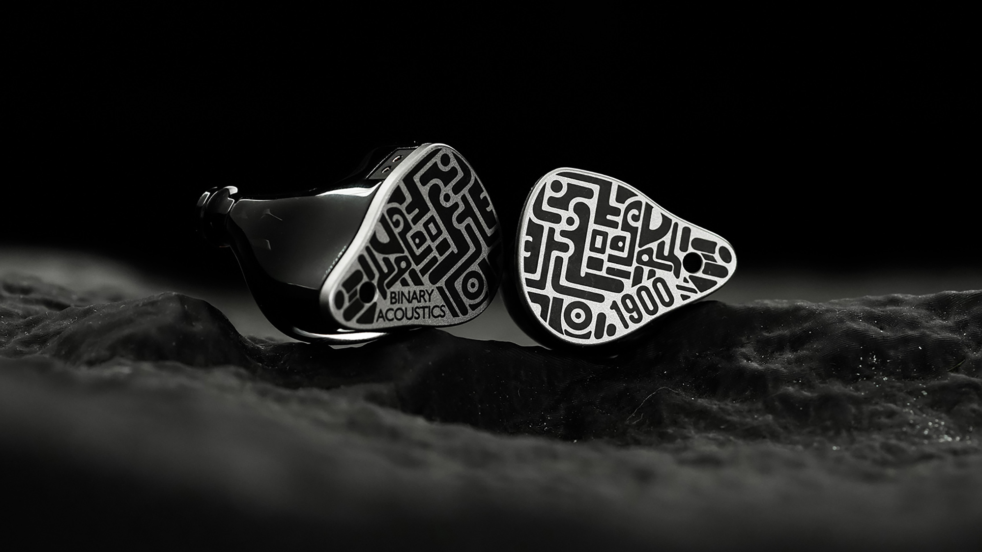 The Binary 1900 IEM.