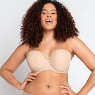 bras vs bralettes best strapless bra from Curvy Kate on a model