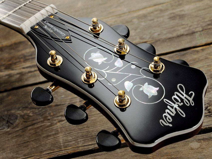 The floral pattern on the headstock evokes old-school class and craftmanship.