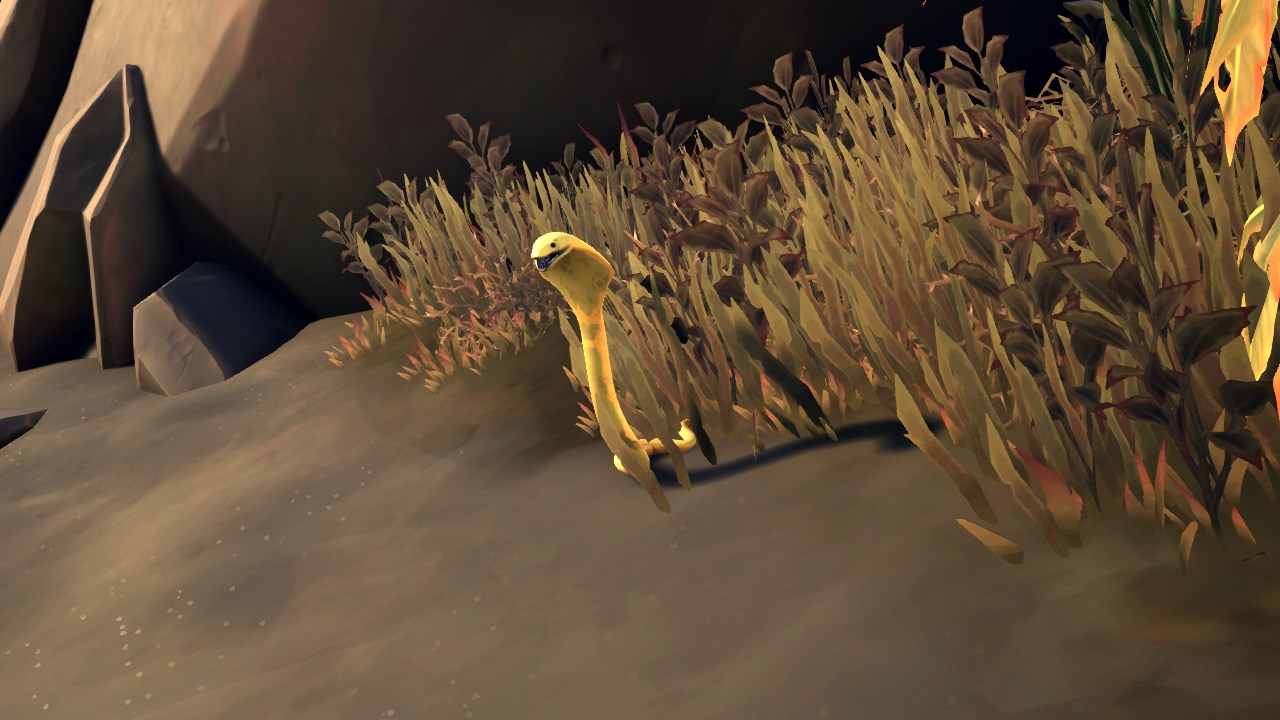 A slithery snake in Sea of Thieves.