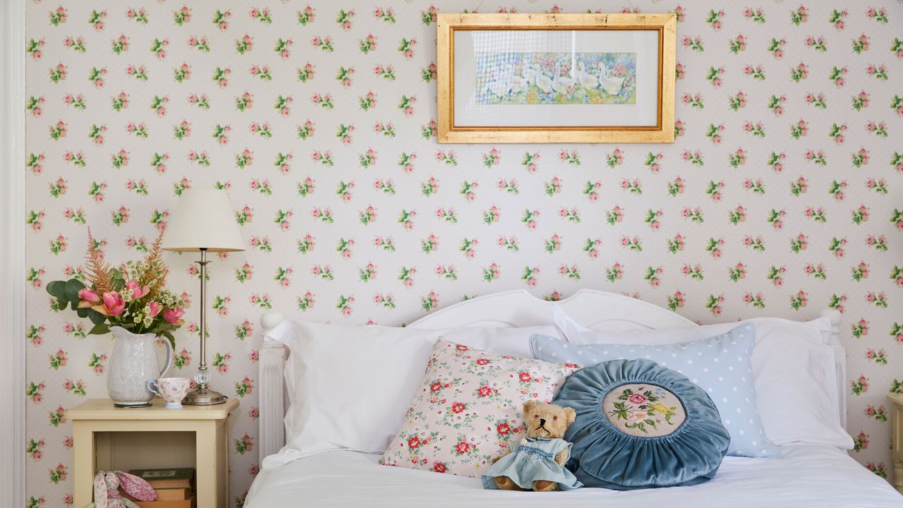 Floral bedroom