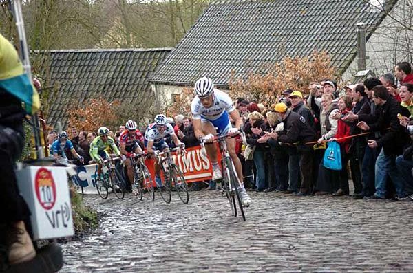 Tom Boonen (Quick.Step) charges on the Molenberg