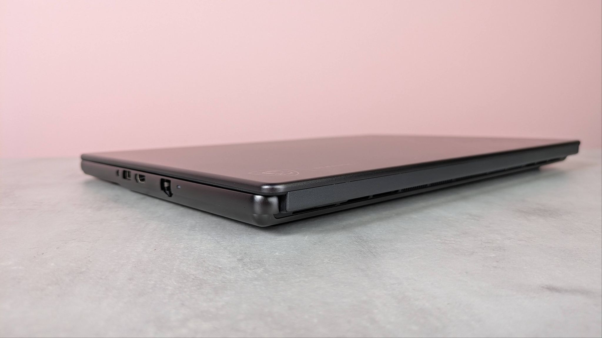 MSI Stealth 16 AI+