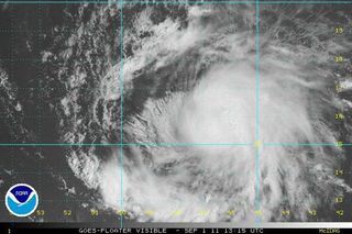 hurricane-katia-110901-02