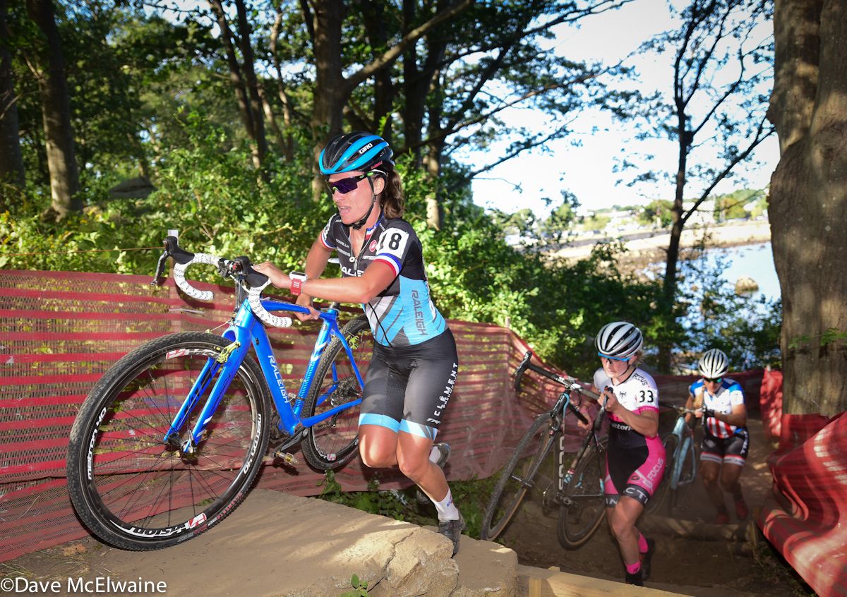 Caroline Mani (Raleigh Clement) leading Ellen Noble and Katie Compton with less than two laps to go