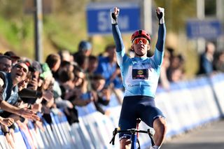 Tour de la Provence: Mads Pedersen attacks, wins and takes race lead 