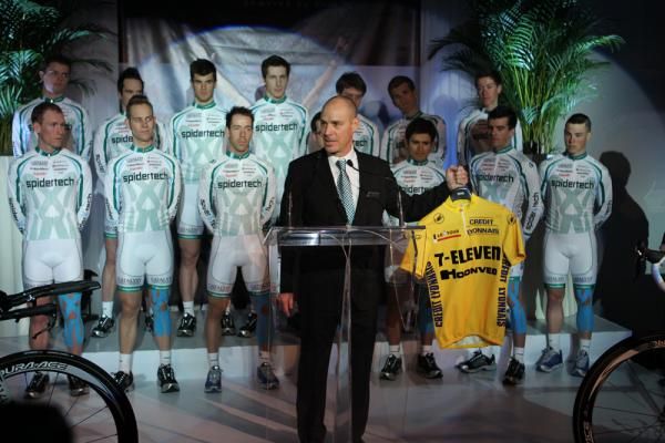 Steve Bauer auctions his 1990 maillot jaune