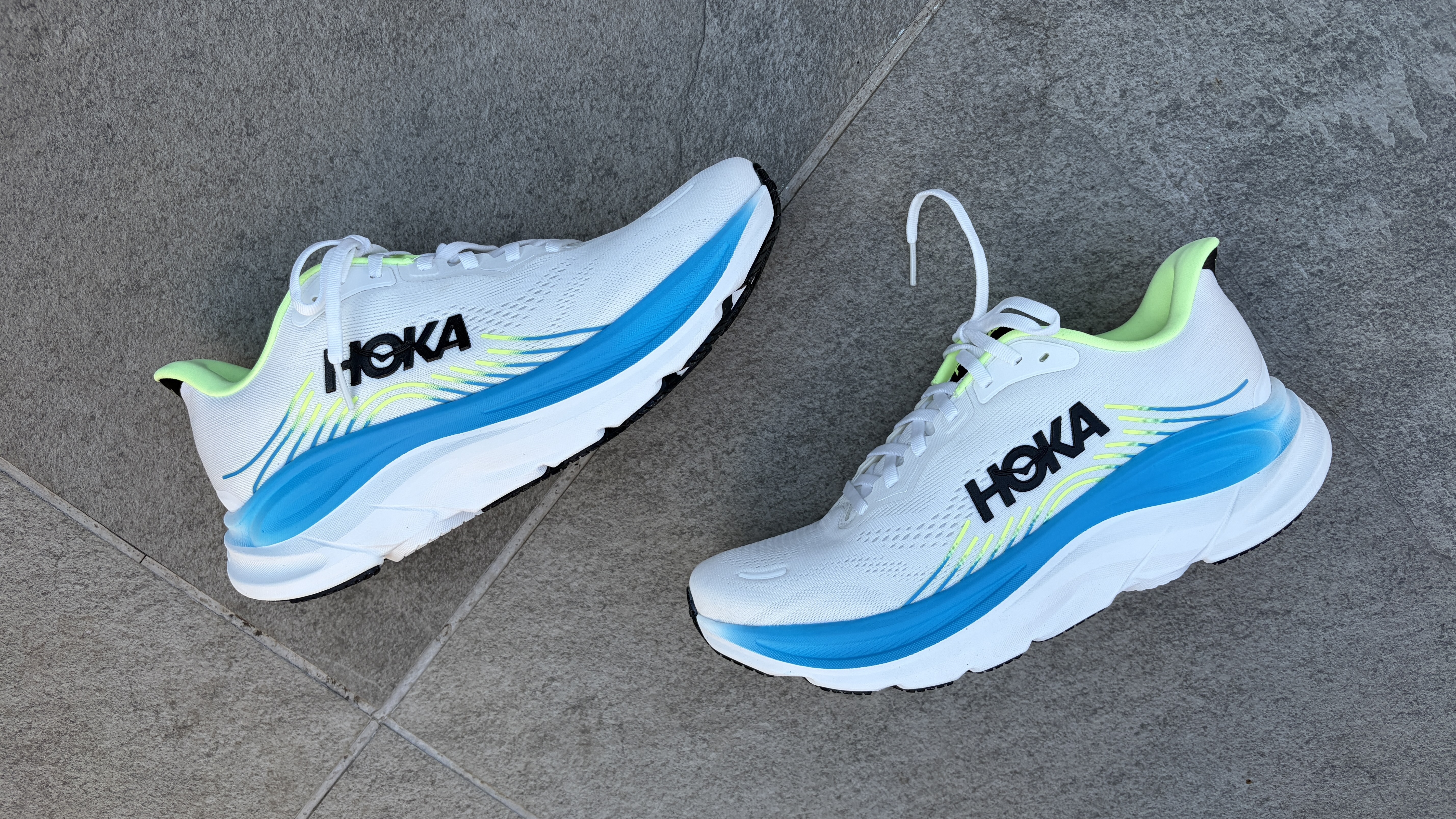 Hoka Clifton 11