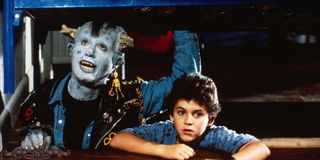Howie Mandel and Fred Savage in Little Monsters