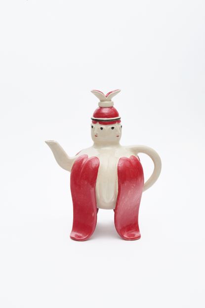 Laia Arqueros teapot