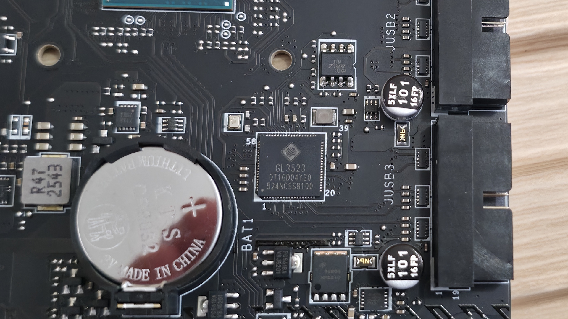 ام اس اي ماج B850 توماهوك ماكس واي فاي II