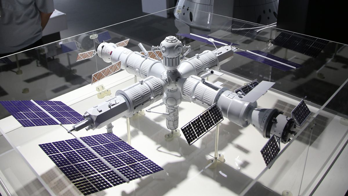 Russia unveils timeline for building its new space station, starting in 2027
