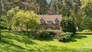 Kyson Cottage exterior and gardens, Broomheath.