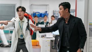 Choo Young-woo as Yang Jae-won and Ju Ji-hoon as Baek Kang-hyuk in "The Trauma Code: Heroes on Call" on Netflix