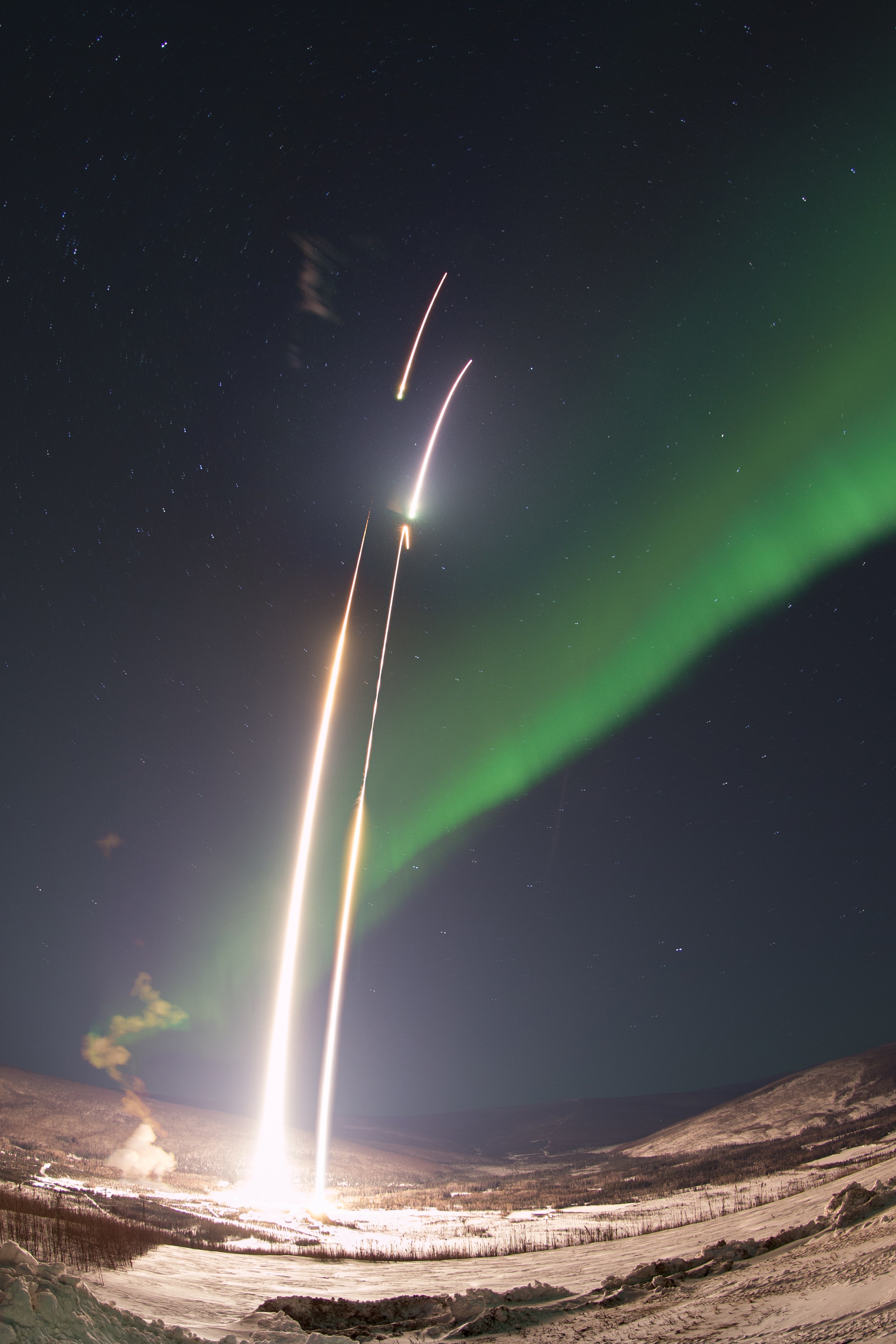 aurora borealis nasa spacecraft