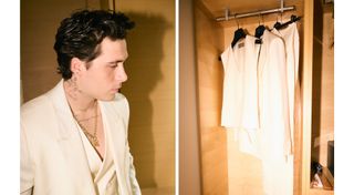 Kiri: Brooklyn Peltz Beckham mengenakan setelan Dior putih;  Kanan: Setelan tiga potong Dior tergantung di lemari