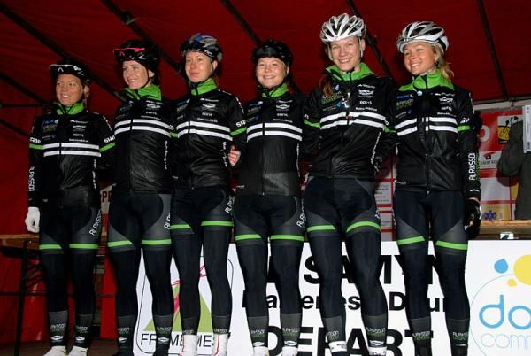 Alriksson Go:Green riders on the sign-in stage.