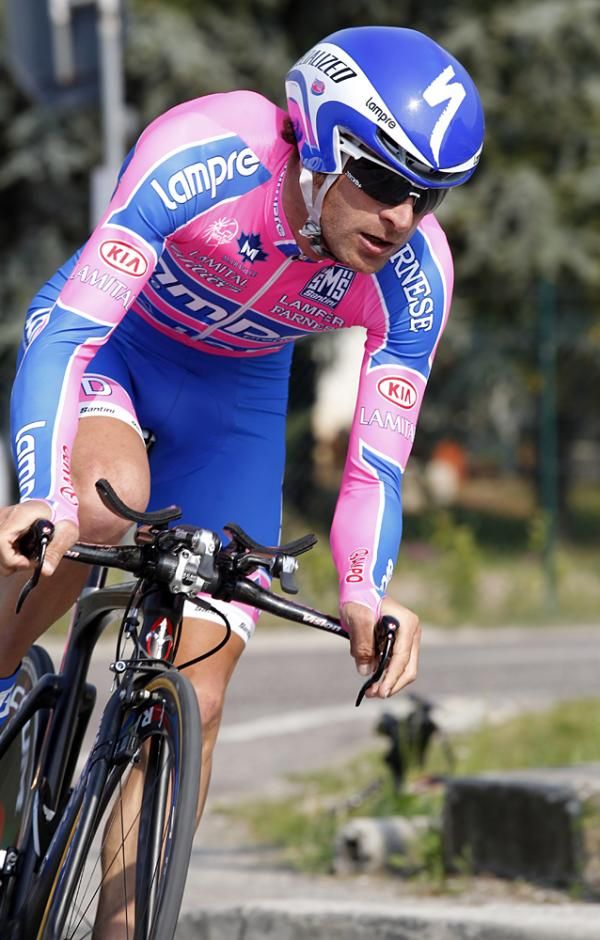 Michele Scarponi (Lampre-ISD) lost 27 seconds in the opening stage.