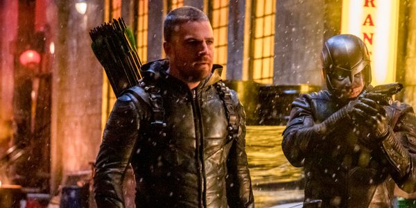 arrow oliver queen john diggle spartan the cw