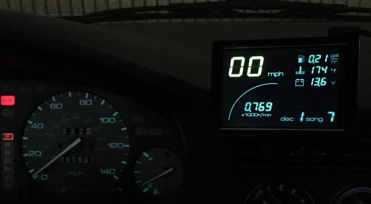 Raspberry Pi Car Dashboard Shows Real-Time Auto Stats