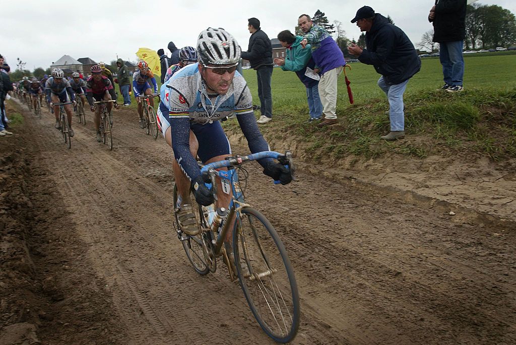 Museeuw wins Paris-Roubaix