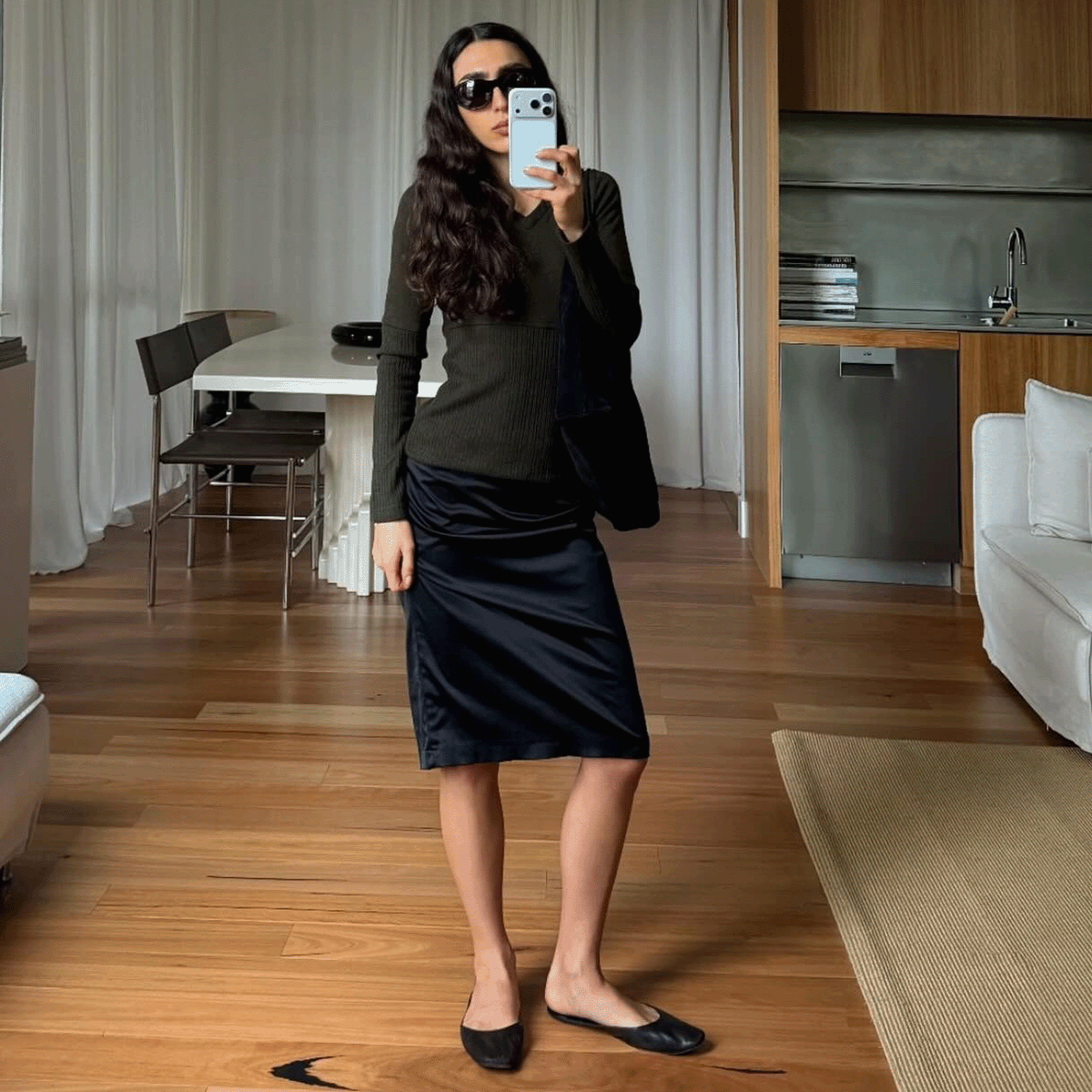Camelia Farhoodi wearing Vincent Boulevard sunglasses.
