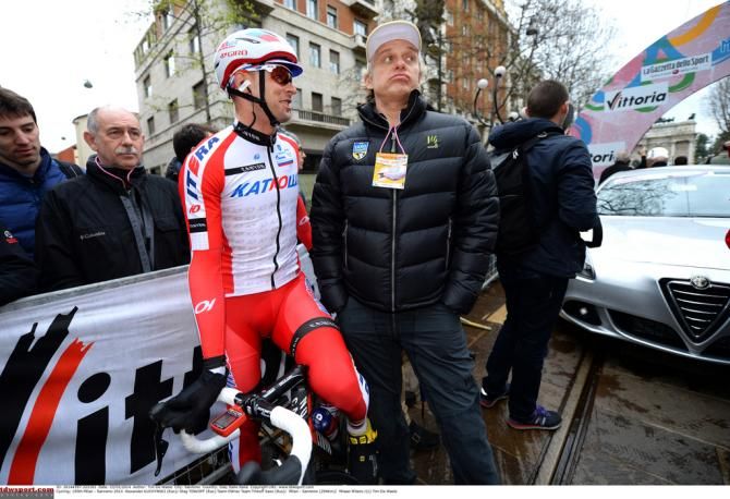 Oleg TInkoff has a chat to a Katusha rider