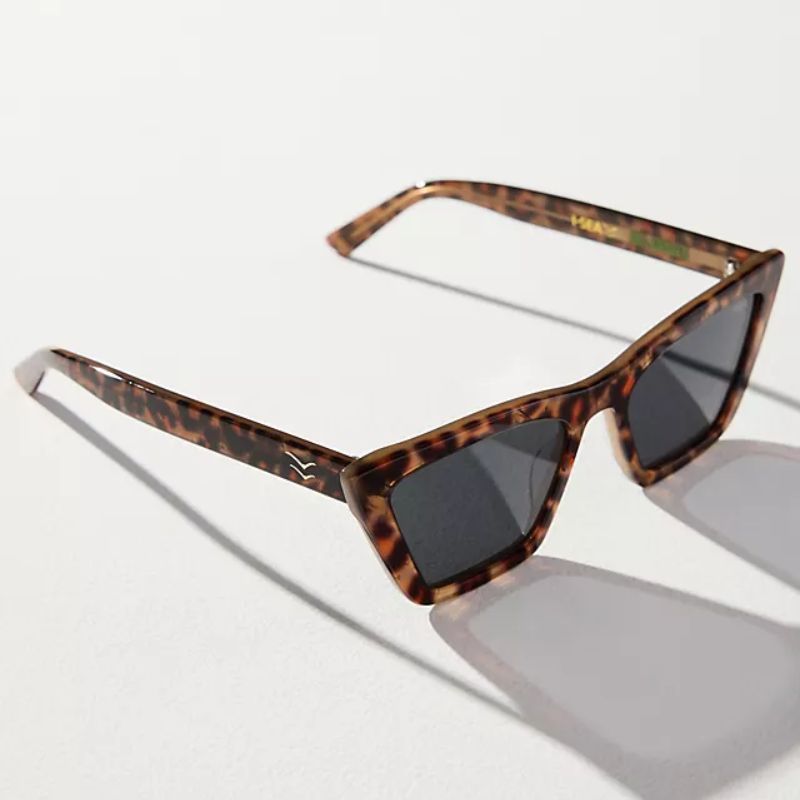 tortoise shell sunglasses