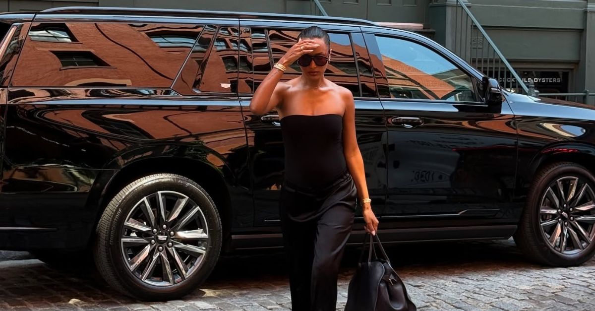 This Shiny Trouser Development Makes All-Black Outfits So Elegant