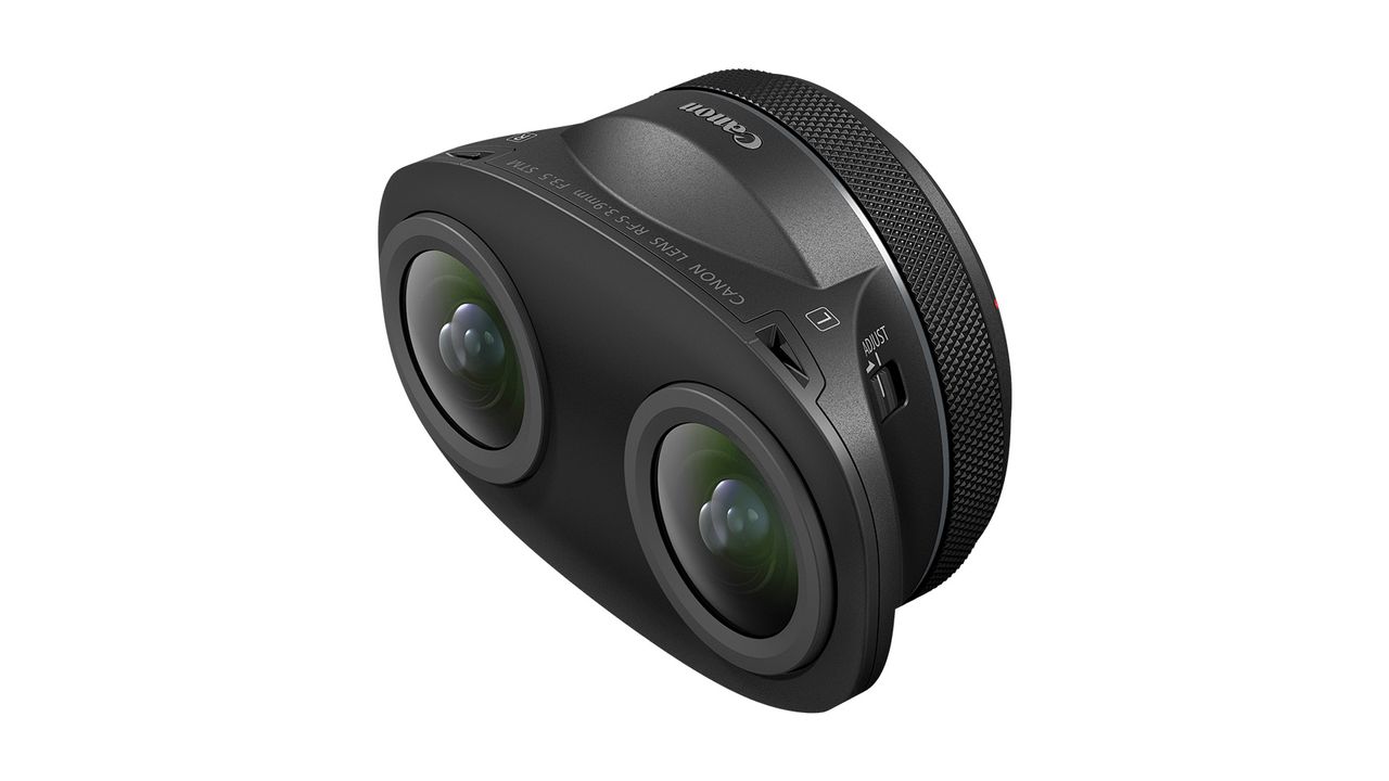 Canon RF-S 3.9mm f/3.5 STM Dual Fisheye against a white background
