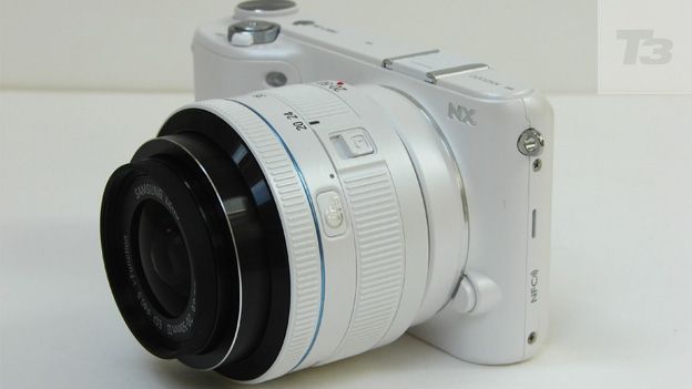 Samsung NX2000 review
