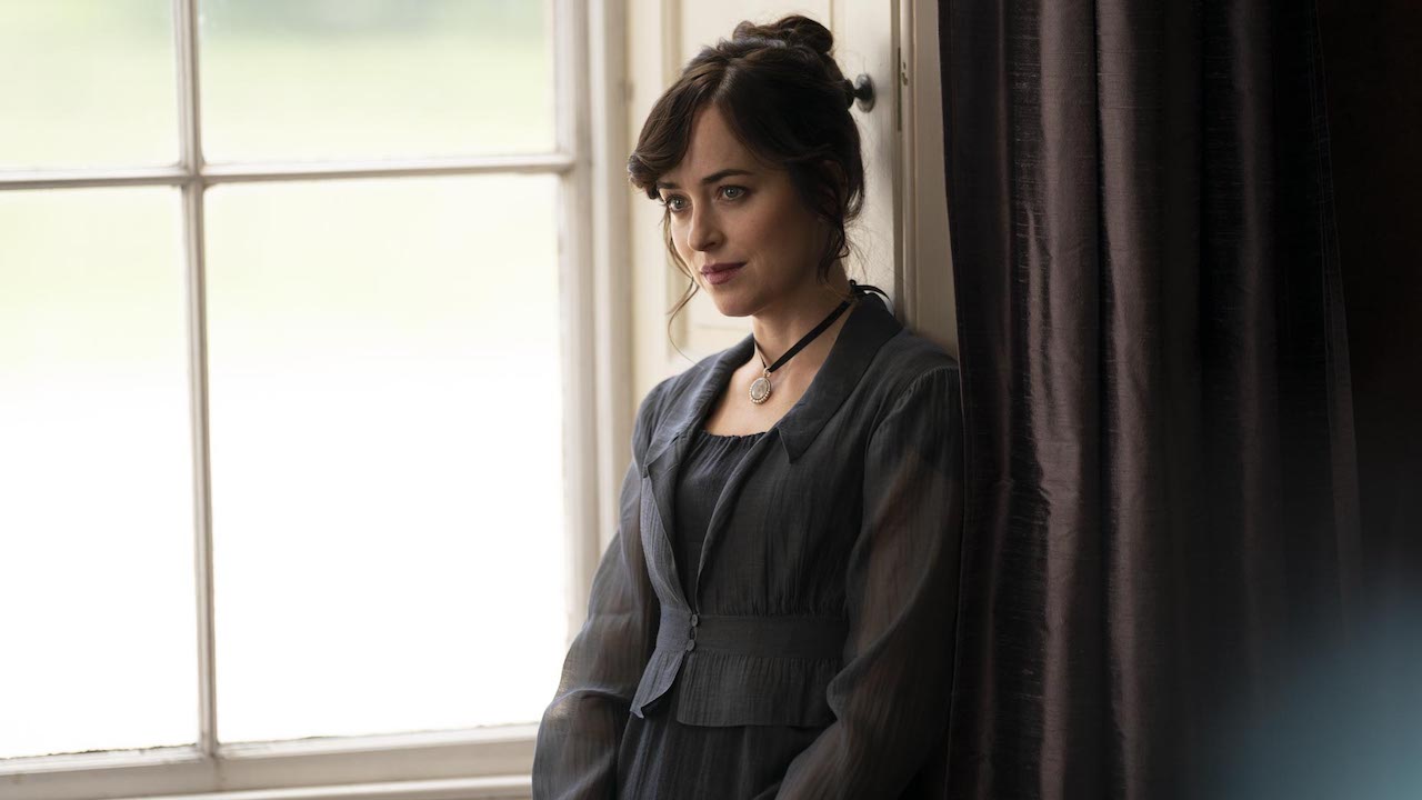 Dakota Johnson dans le film Persuasion Netflix