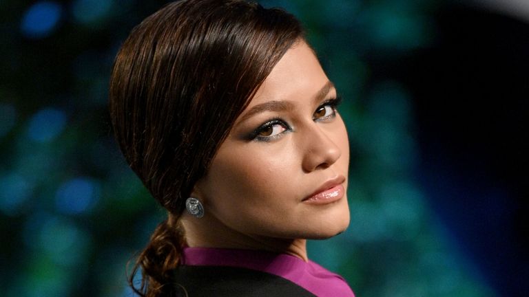 Zendaya attends the 2022 Vanity Fair Oscar Party hosted by Radhika Jones at Wallis Annenberg Center for the Performing Arts on March 27, 2022 in Beverly Hills, California.