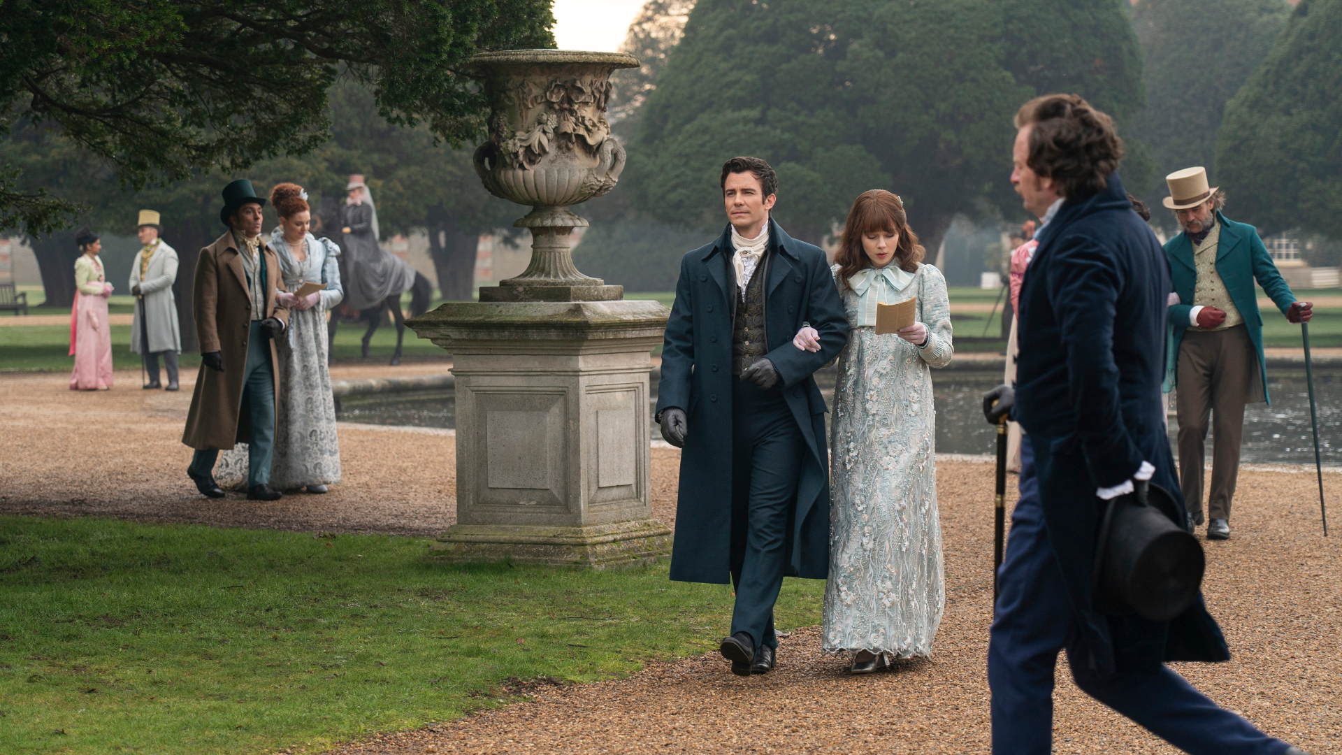 Benedict Bridgerton walks with Eloise in the gardens