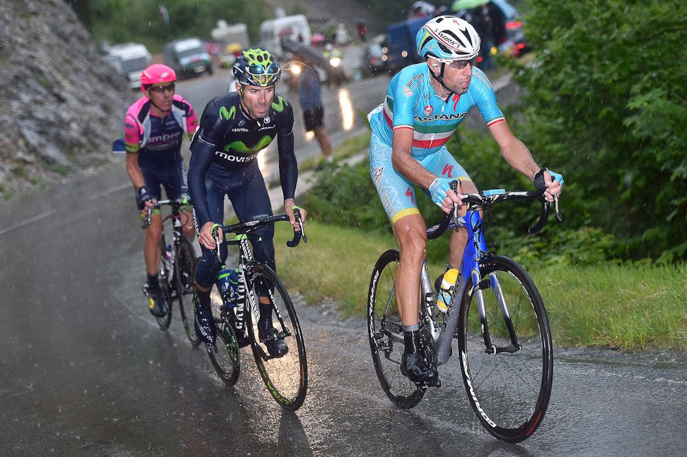 Vincenzo Nibali leads the late breakaway.