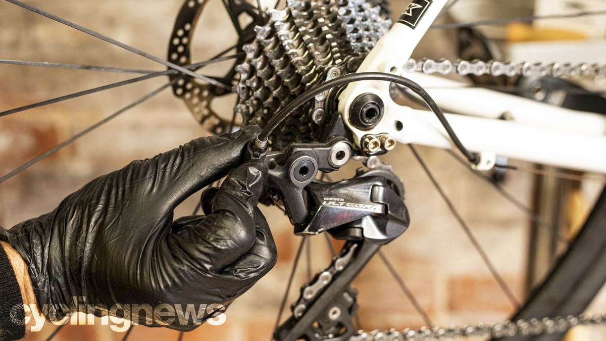 How to adjust bike gears Cyclingnews