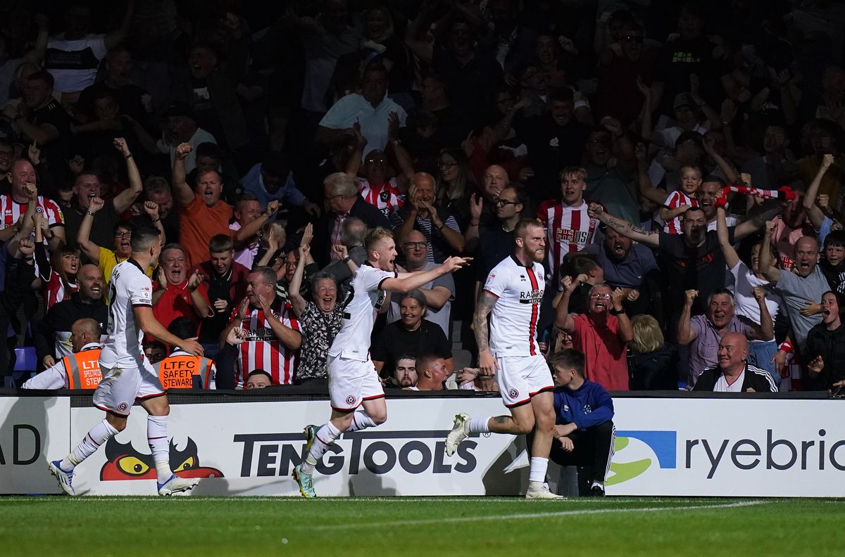 Luton Town v Sheffield United – Sky Bet Championship – Kenilworth Road