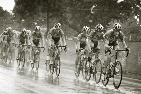 UnitedHealthcare starts to wind things up as the rain begins to fall.