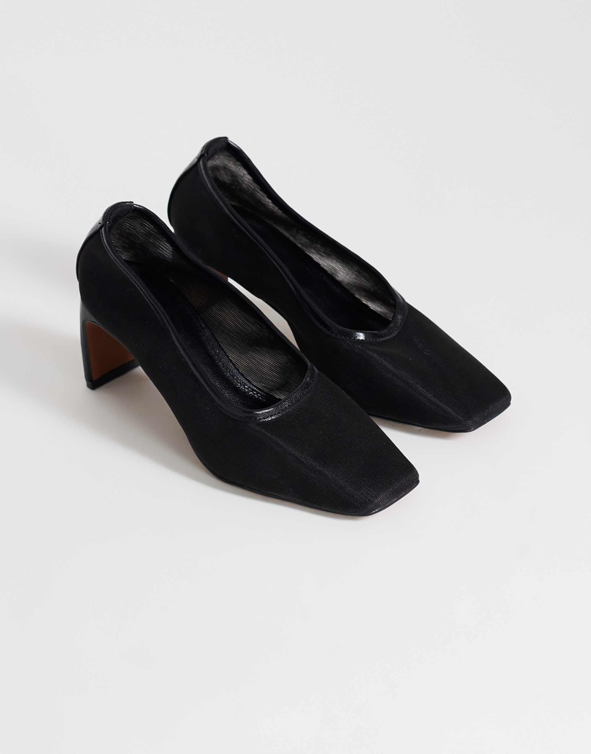 Topshop Abbigail Mesh Mid Heeled Court Shoe in Black