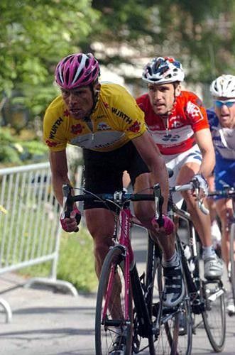 Jan Ullrich (T-Mobile) leads McGee