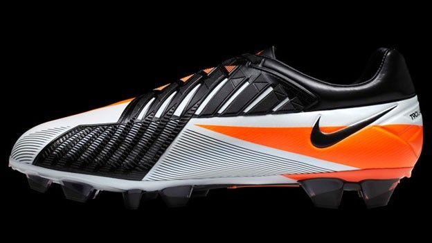 Nike T90 Laser IV football boots