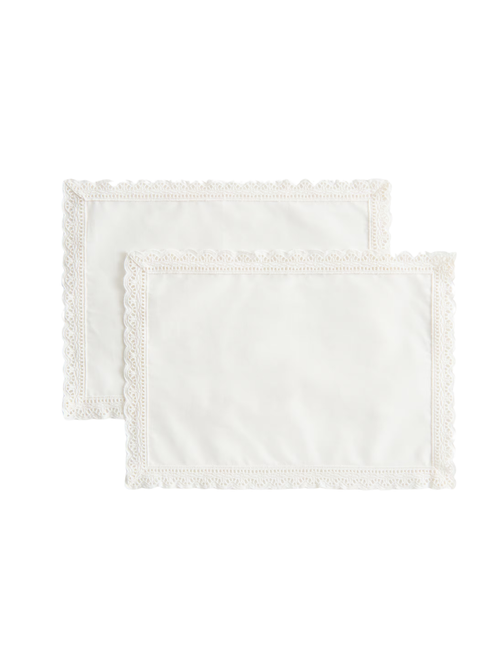 2-Pack Lace-Trimmed Placemats