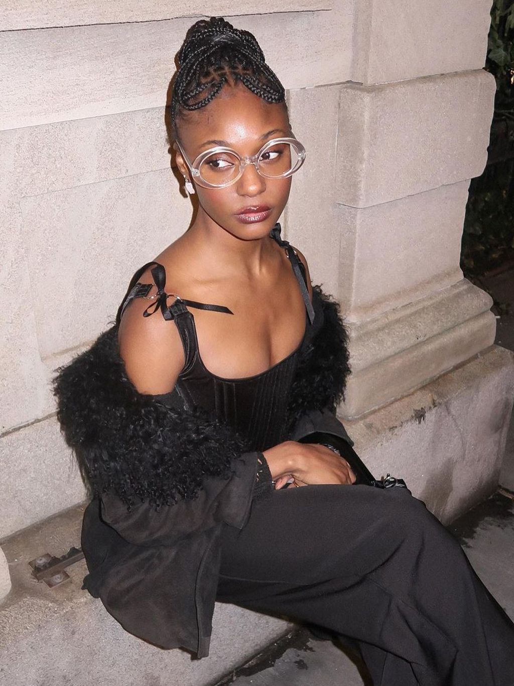 Camri Hewie Makeup for Glasses