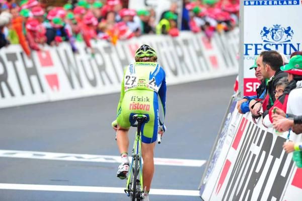 Daniel Oss (Liquigas-Cannondale) crosses the line.