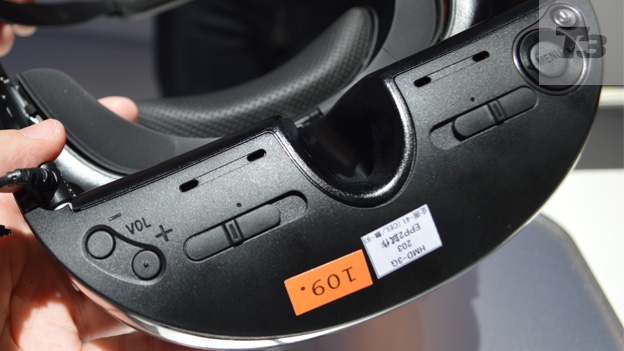 Sony HMZ-T3 Head Mounted Display review