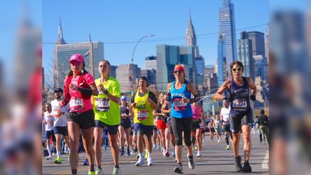 People running in the NYC Marathon 2024