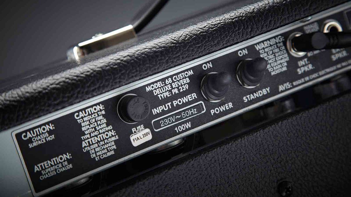 The '68 Deluxe Reverb has a pair of 6V6 power valves under its bonnet