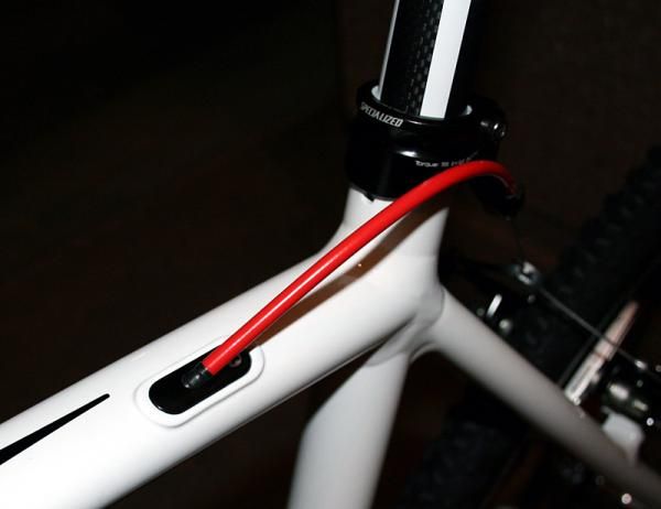 Clean internal cabling on the CruX