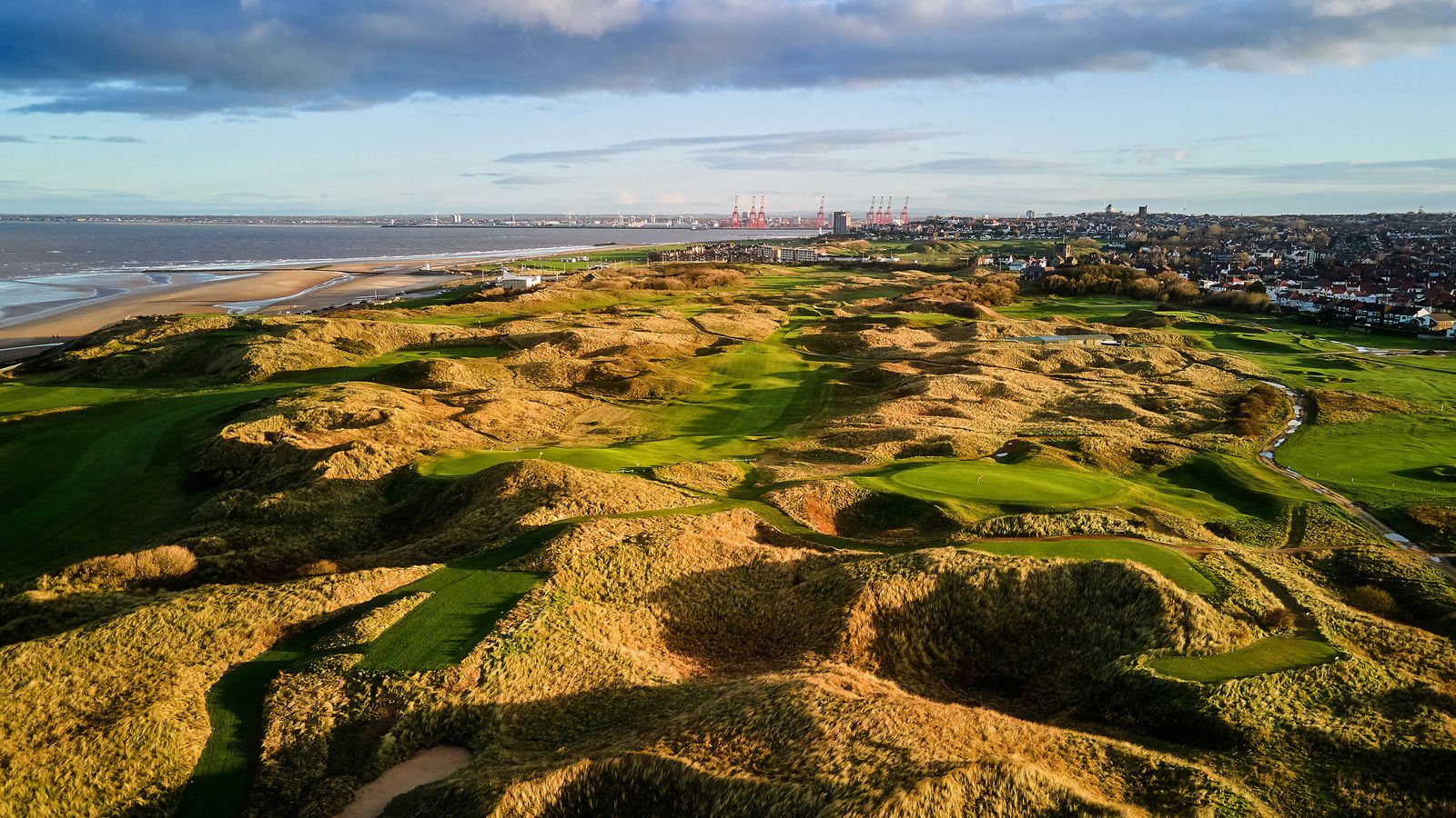 Wallasey Golf Club Course Review, Green Fees, Tee Times and Key Info