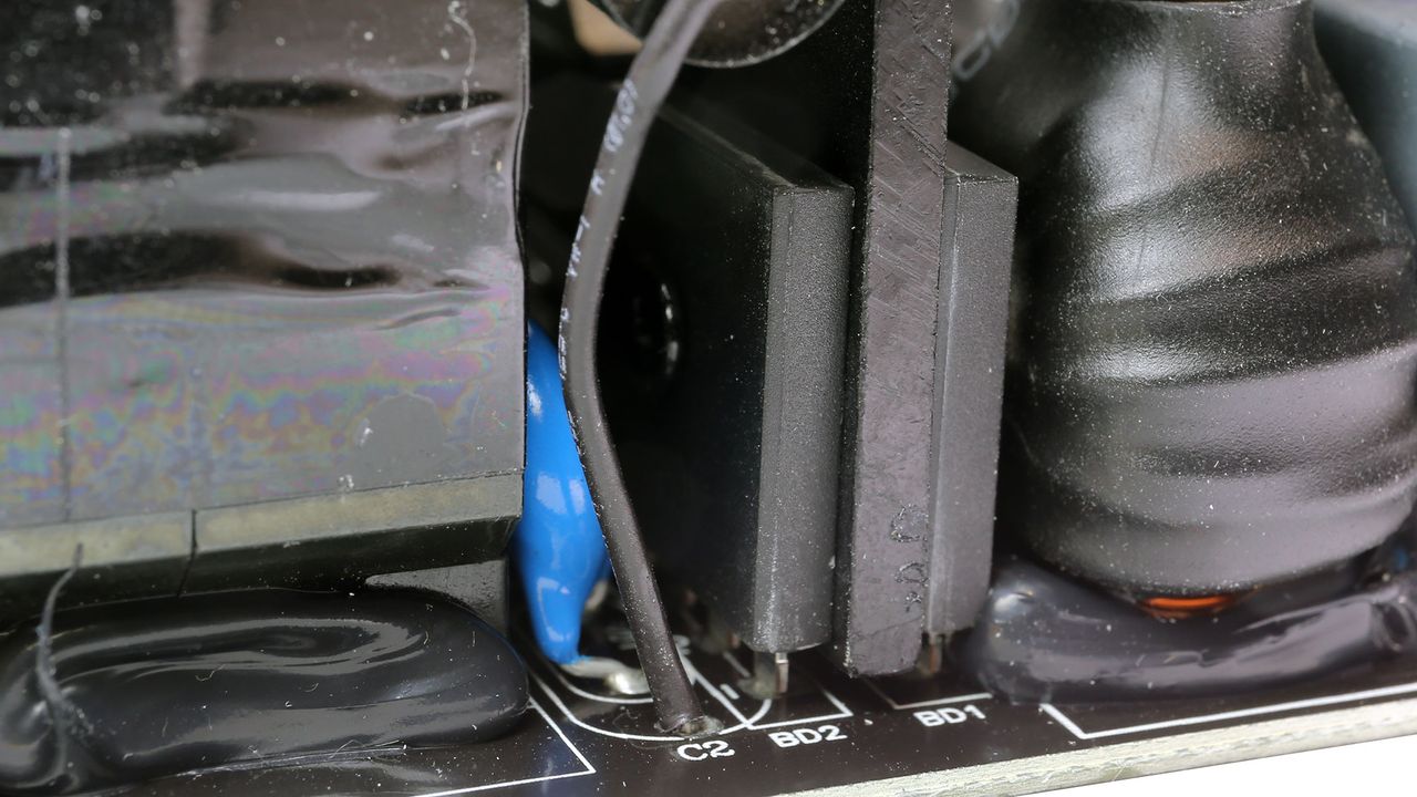 Fractal Design Ion Gold 850W